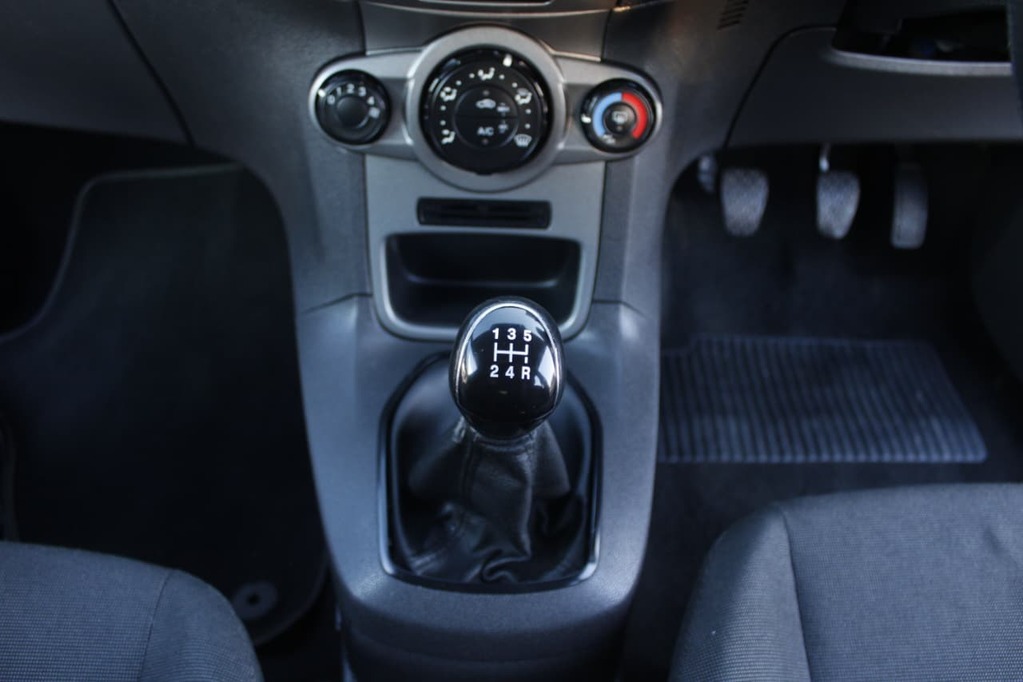 2017 FORD FIESTA, Blue, 185307Kms, Manual, Hatchback, Petrol, R124 990, Bellville