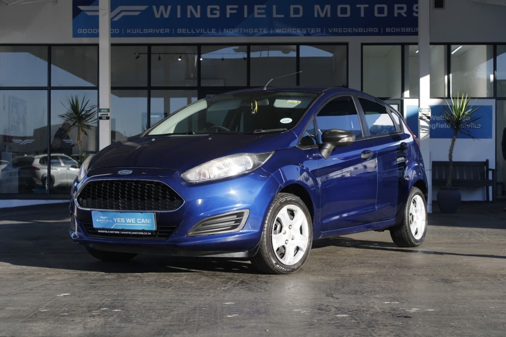 2017 FORD FIESTA, Blue, 185307Kms, Manual, Hatchback, Petrol, R124 990, Bellville