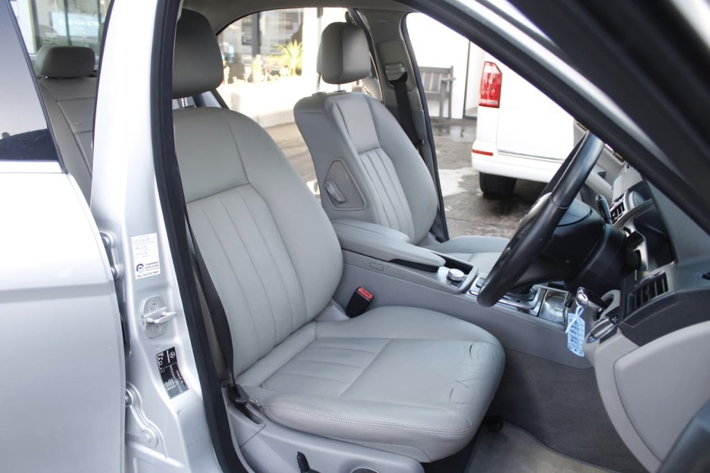 2008 MERCEDES-BENZ C CLASS SEDAN, Silver, 174720Kms, Automatic, Sedan, Petrol, R114 990, Wingfield Motors Bellville