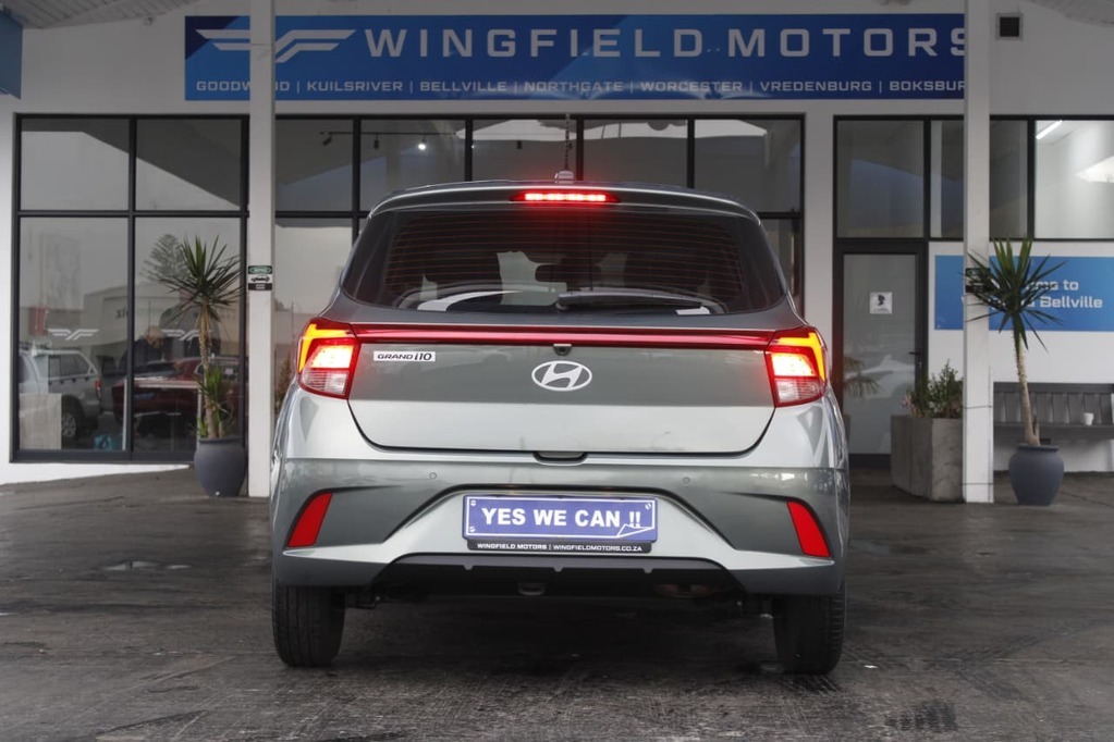 2025 HYUNDAI i10, Green, 7150Kms, Manual, Hatchback, Petrol, R199 900, Bellville
