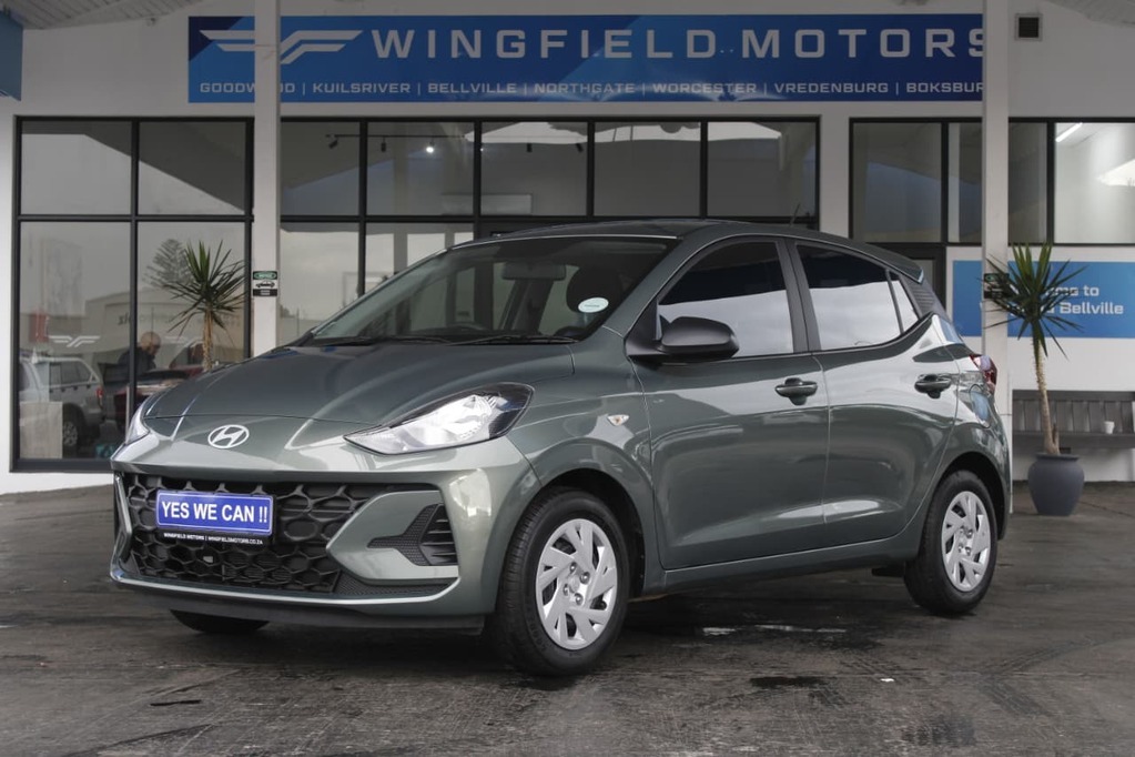 2025 HYUNDAI i10, Green, 7150Kms, Manual, Hatchback, Petrol, R199 900, Bellville