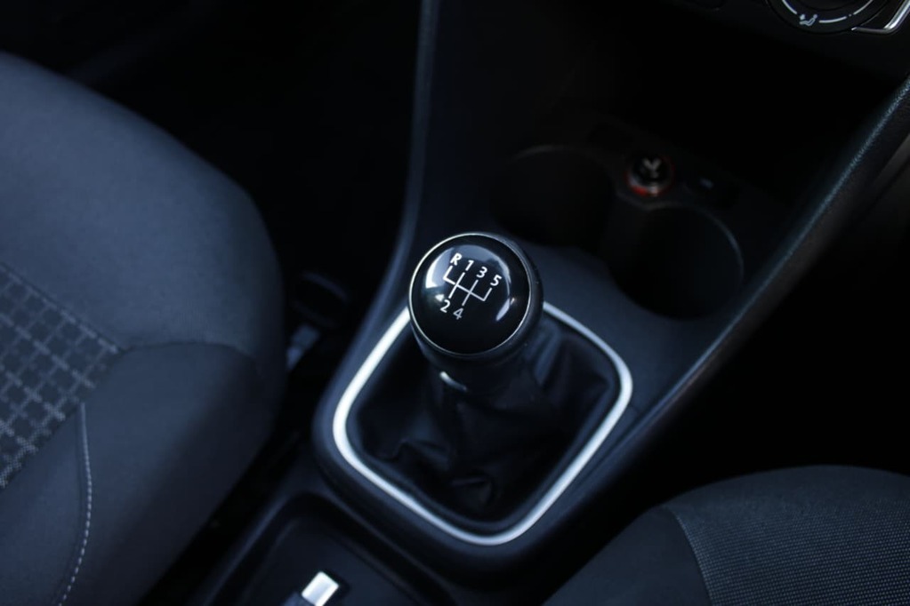 2015 VOLKSWAGEN POLO GP, Blue, 154500Kms, Manual, Hatchback, Petrol, R159 900, Bellville