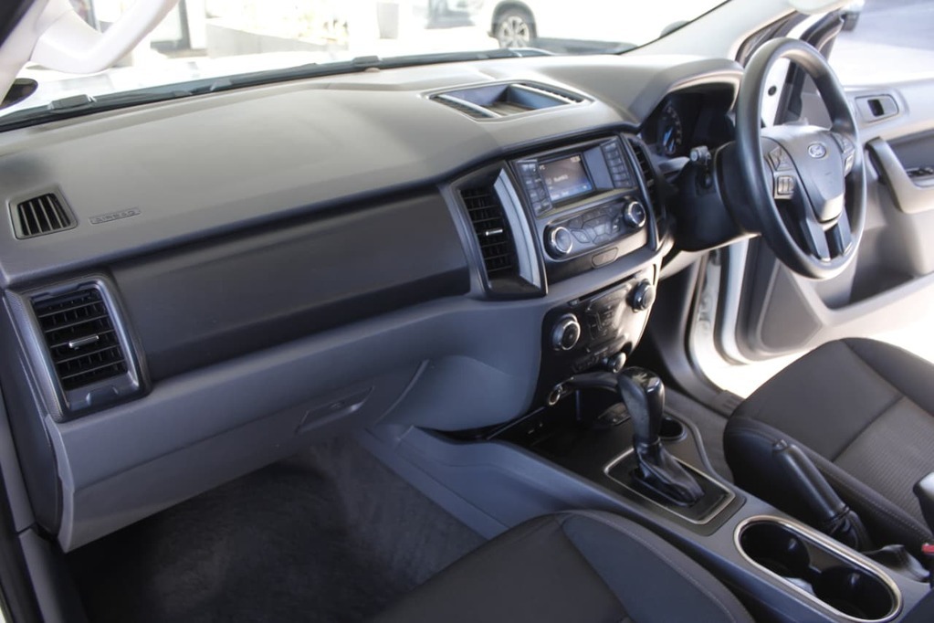 2018 FORD EVEREST, White, 174392Kms, Automatic, SUV, Diesel, R289 900, Bellville