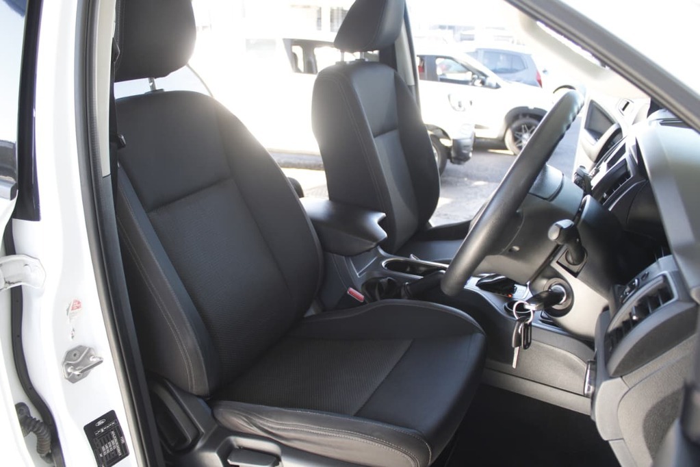 2018 FORD EVEREST, White, 174392Kms, Automatic, SUV, Diesel, R289 900, Bellville
