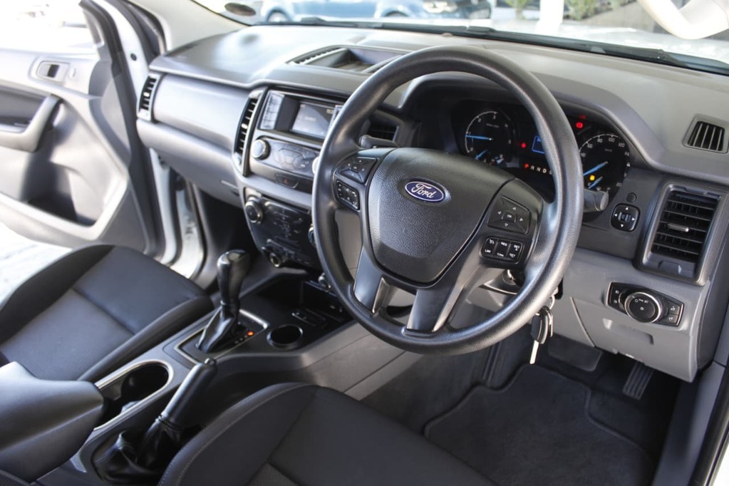 2018 FORD EVEREST, White, 174392Kms, Automatic, SUV, Diesel, R289 900, Bellville