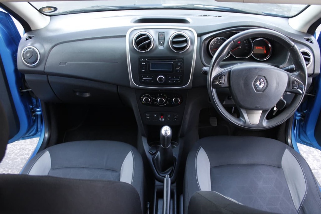 2014 RENAULT SANDERO, Blue, 103500Kms, Manual, , Petrol, R114 900, Bellville