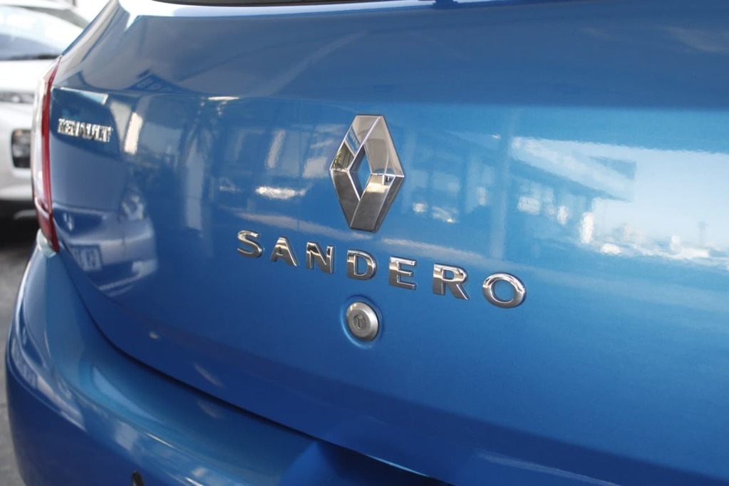 2014 RENAULT SANDERO, Blue, 103500Kms, Manual, , Petrol, R114 900, Bellville