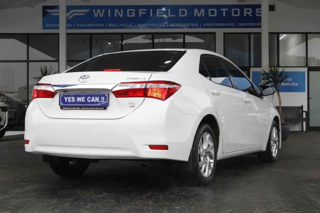 2017 TOYOTA COROLLA, White, 137500Kms, Manual, Sedan, Petrol, R199 900, Bellville