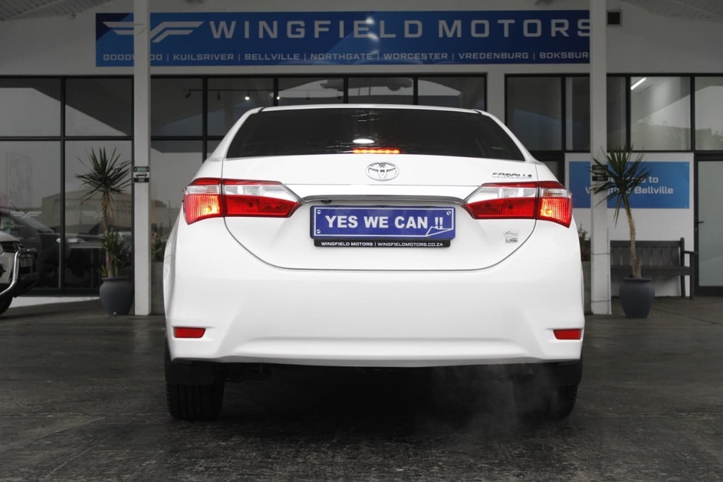 2017 TOYOTA COROLLA, White, 137500Kms, Manual, Sedan, Petrol, R199 900, Bellville