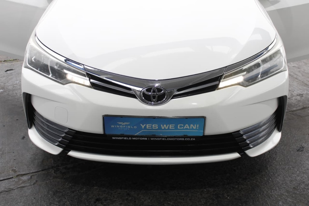 2017 TOYOTA COROLLA, White, 137500Kms, Manual, Sedan, Petrol, R199 900, Bellville