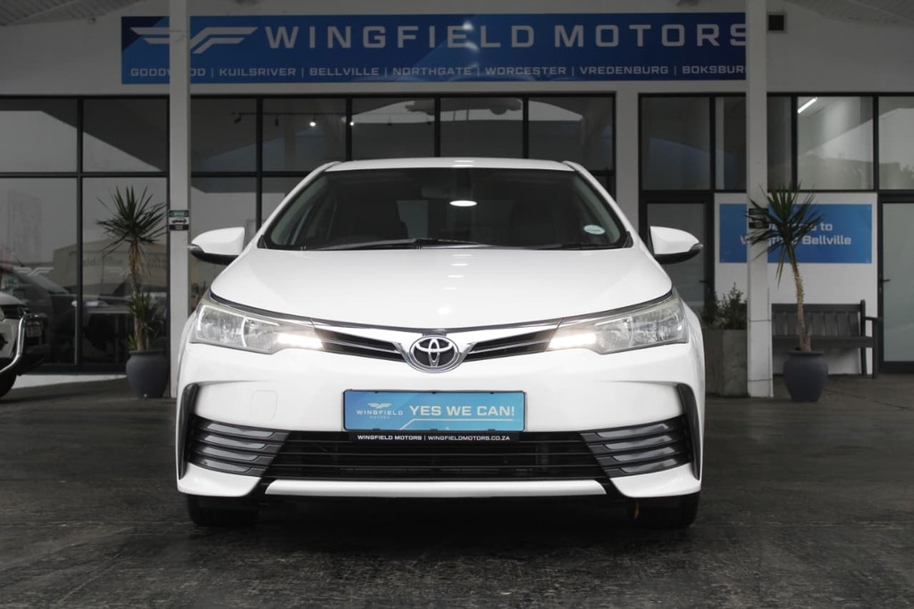 2017 TOYOTA COROLLA, White, 137500Kms, Manual, Sedan, Petrol, R199 900, Bellville