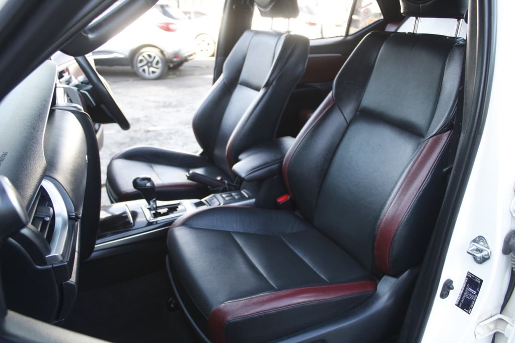 2024 TOYOTA FORTUNER, White, 52000Kms, Automatic, , Diesel, R609 900, Bellville