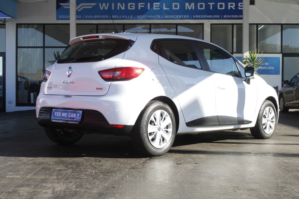2017 RENAULT CLIO IV, White, 62136Kms, Manual, , Petrol, R139 900, Bellville