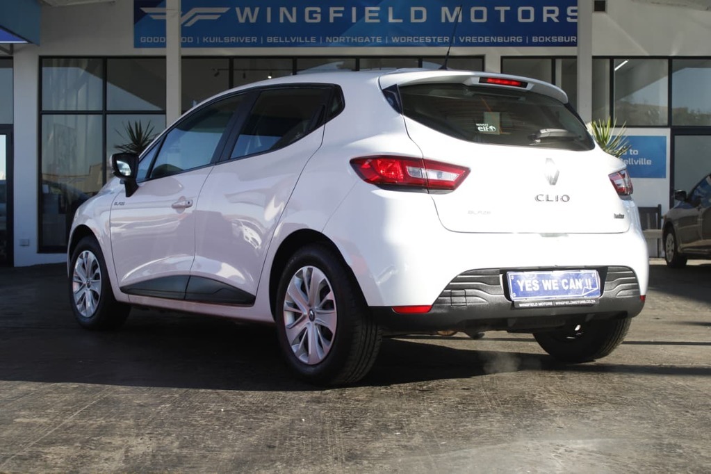 2017 RENAULT CLIO IV, White, 62136Kms, Manual, , Petrol, R139 900, Bellville