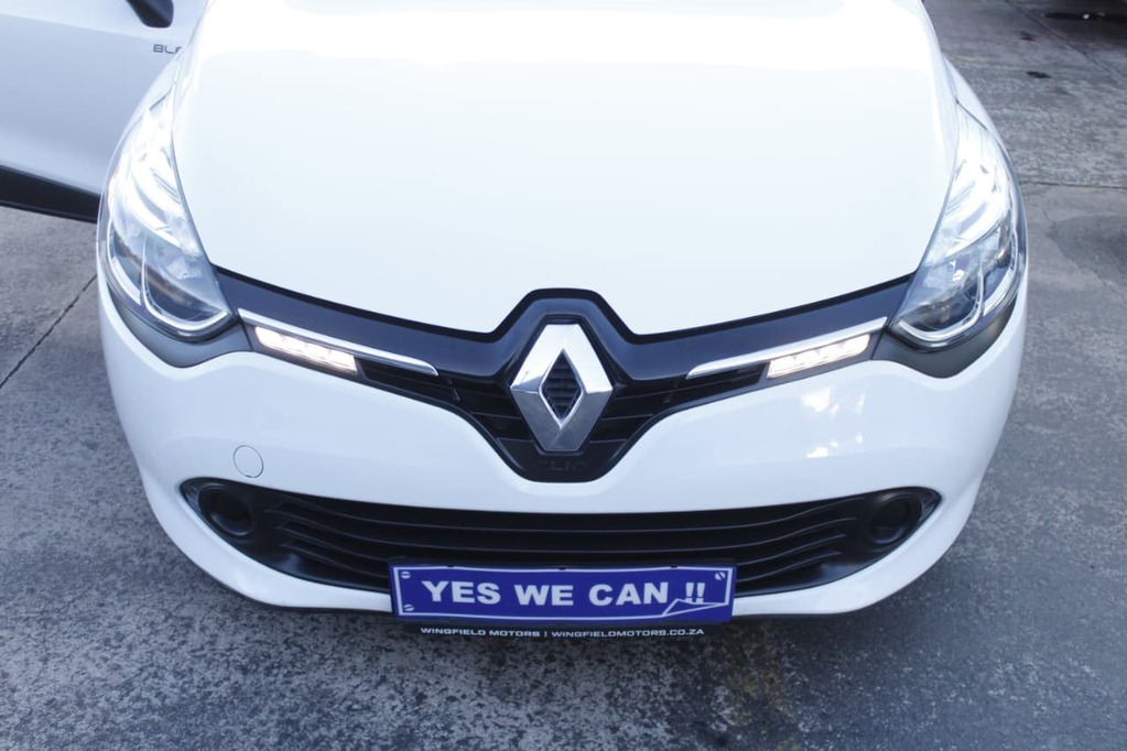 2017 RENAULT CLIO IV, White, 62136Kms, Manual, , Petrol, R139 900, Bellville
