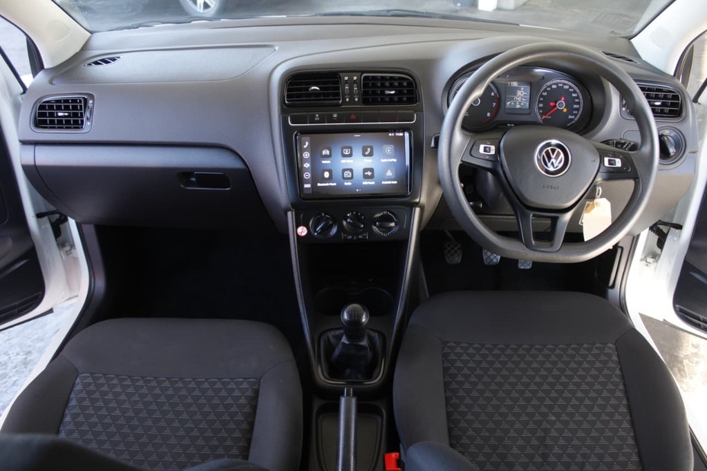 2025 VOLKSWAGEN Polo Vivo, White, 17500Kms, Manual, , Petrol, R229 900, Bellville