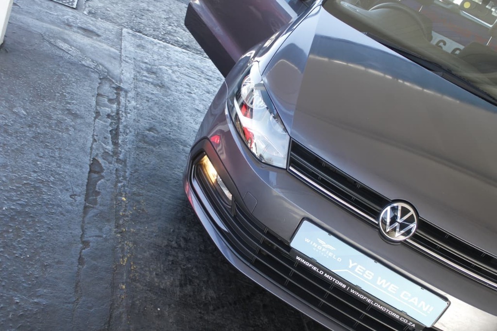 2025 VOLKSWAGEN Polo Vivo, Grey, 29500Kms, Manual, , Petrol, R229 900, Bellville
