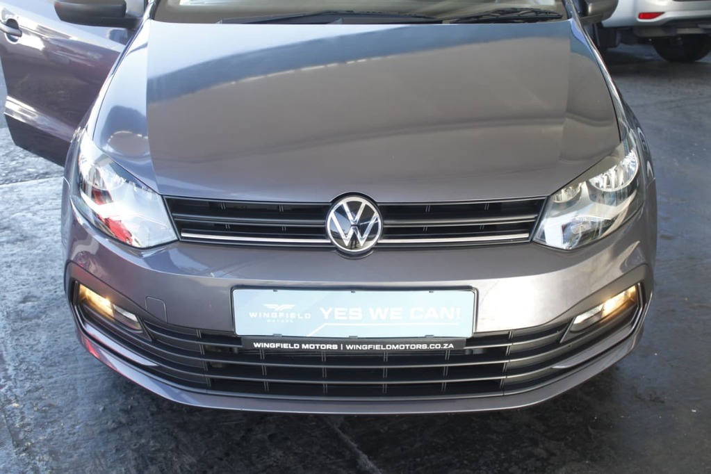 2025 VOLKSWAGEN Polo Vivo, Grey, 29500Kms, Manual, , Petrol, R229 900, Bellville