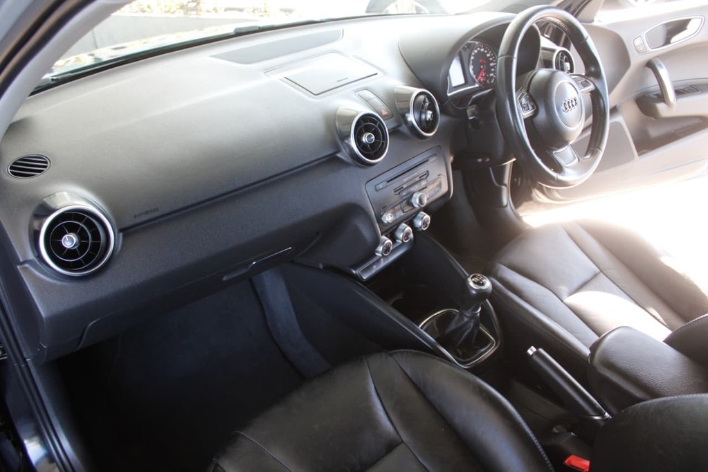 2013 AUDI A1, Black, 161201Kms, Manual, Hatchback, Petrol, R139 990, Bellville