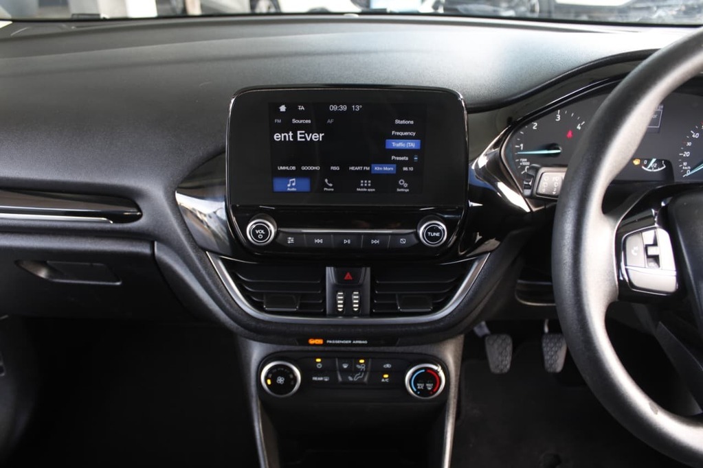 2019 FORD FIESTA, White, 100282Kms, Manual, Hatchback, Diesel, R179 990, Bellville