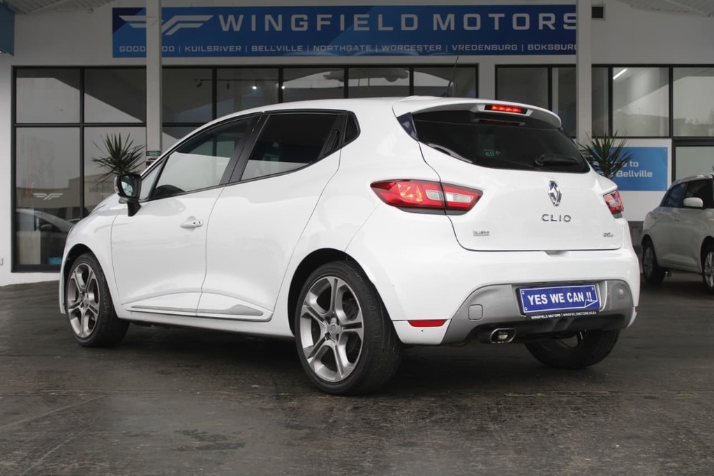 2015 RENAULT CLIO IV, White, 152323Kms, Manual, , Petrol, R129 990, Bellville