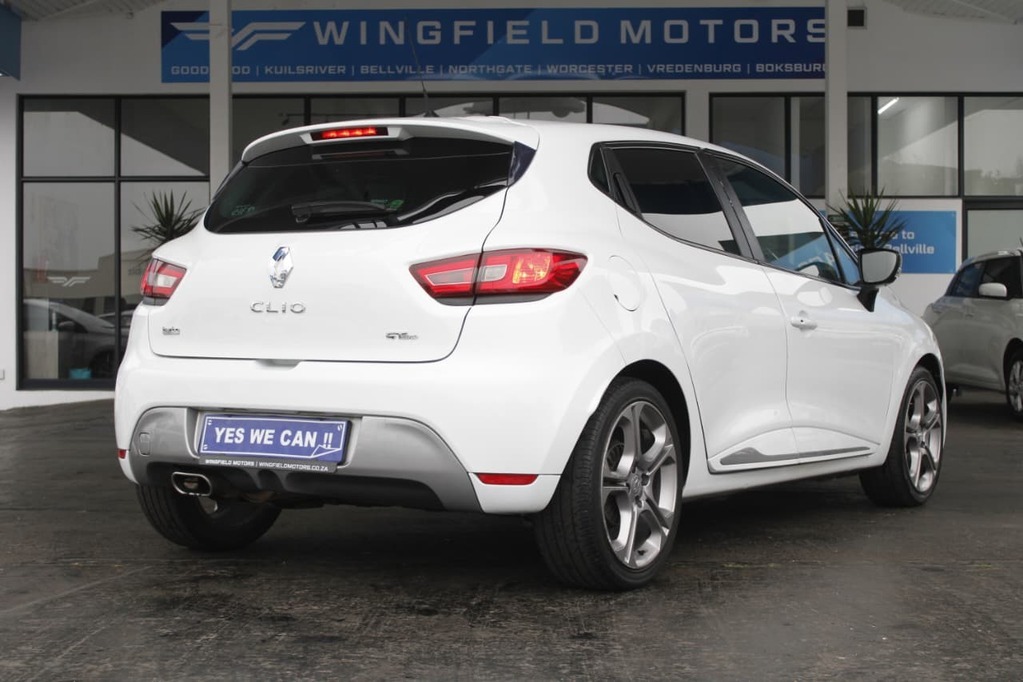 2015 RENAULT CLIO IV, White, 152323Kms, Manual, , Petrol, R129 990, Bellville
