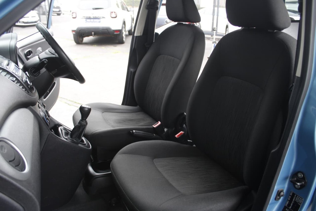 2015 HYUNDAI i10, Blue, 119000Kms, Manual, , Petrol, R109 900, Bellville