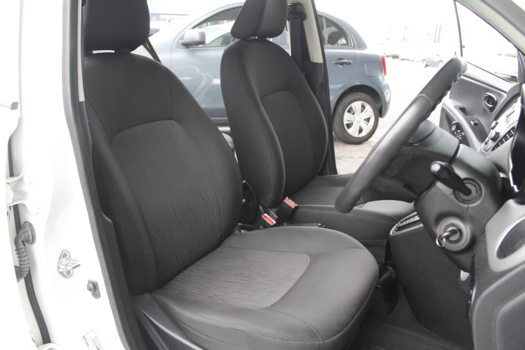 2016 HYUNDAI i10, White, 138400Kms, Automatic, Hatchback, Petrol, R124 900, Wingfield Motors Bellville