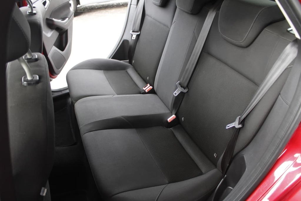 2016 FORD FOCUS, Red, 125500Kms, Manual, Hatchback, Petrol, R149 900, Wingfield Motors Bellville