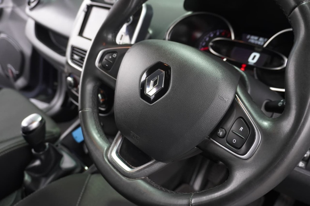 2019 RENAULT CLIO IV, Grey, 95500Kms, Manual, Hatchback, Petrol, R149 900, Wingfield Motors Bellville