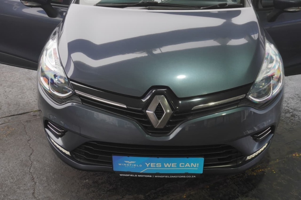 2019 RENAULT CLIO IV, Grey, 95500Kms, Manual, Hatchback, Petrol, R149 900, Wingfield Motors Bellville