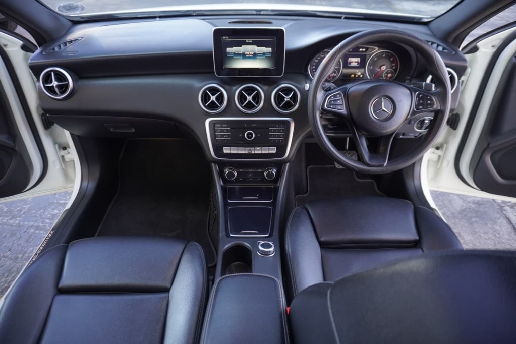 2016 MERCEDES-BENZ A CLASS, White, 130200Kms, Automatic, Hatchback, Diesel, R249 900, Wingfield Motors Bellville