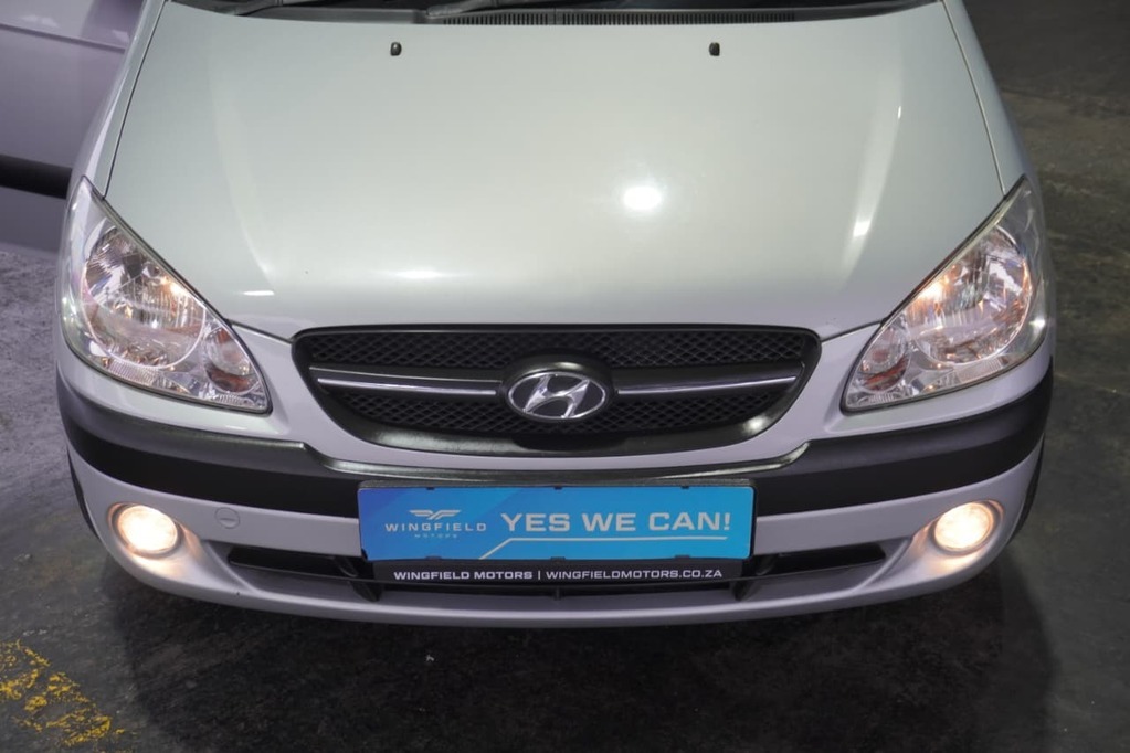 2011 HYUNDAI GETZ, Silver, 112565Kms, Manual, Hatchback, Petrol, R99 990, Wingfield Motors Bellville