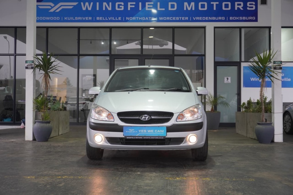 2011 HYUNDAI GETZ, Silver, 112565Kms, Manual, Hatchback, Petrol, R99 990, Wingfield Motors Bellville