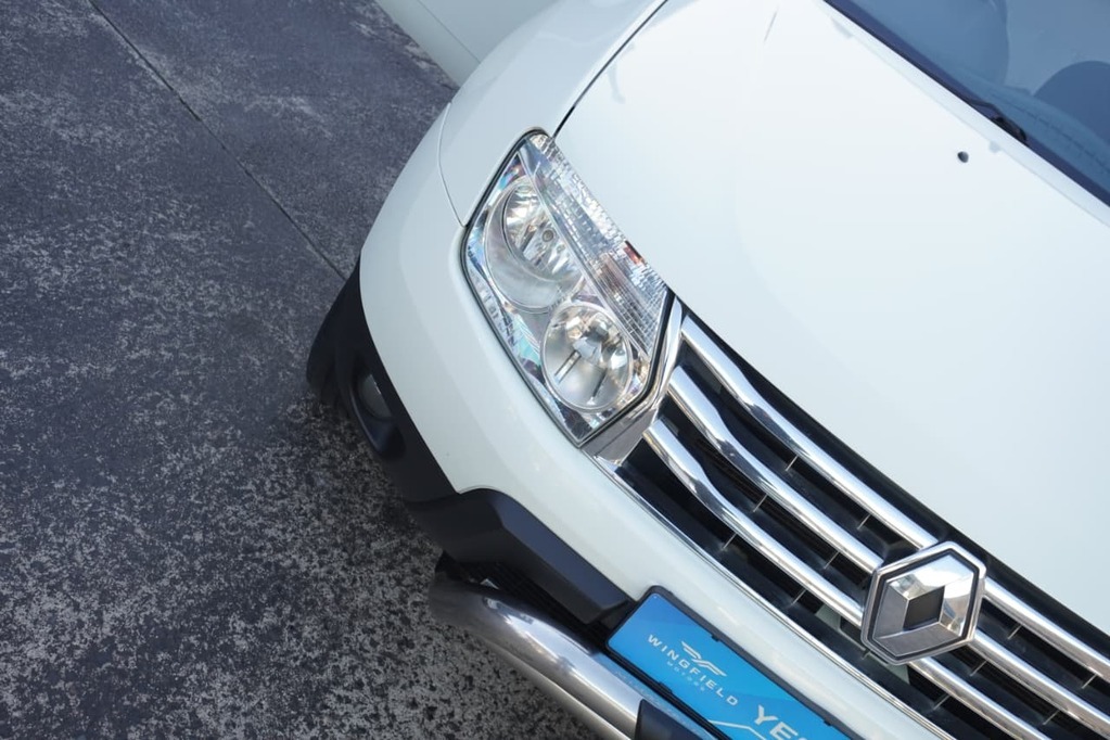 2014 RENAULT DUSTER, White, 194500Kms, Manual, SUV, Diesel, R139 900, Bellville