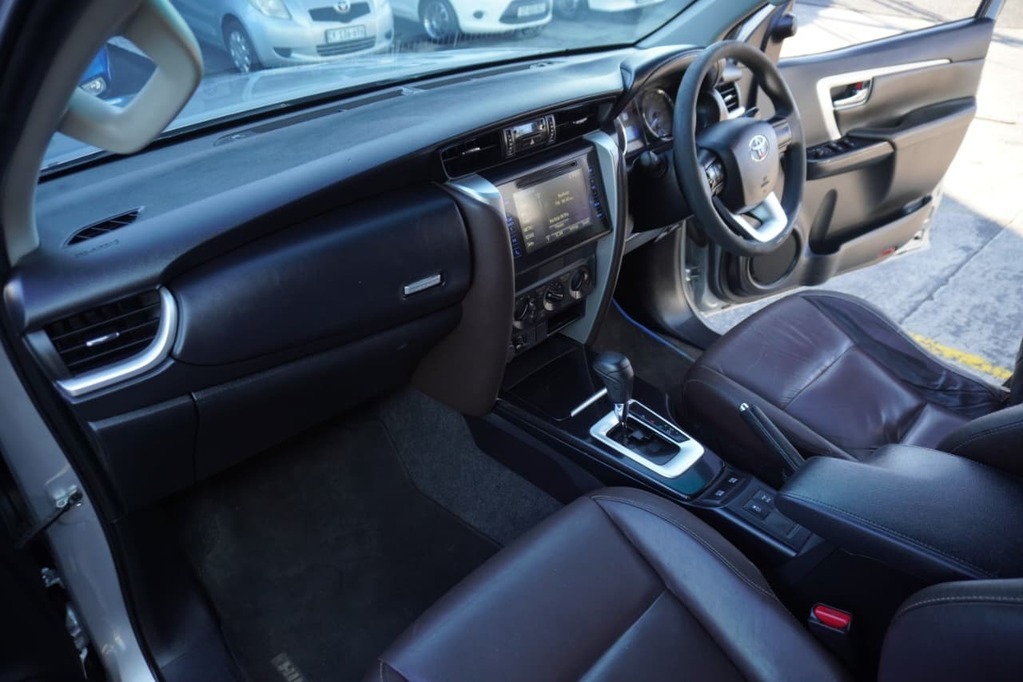 2019 TOYOTA FORTUNER, Grey, 175000Kms, Automatic, SUV, Diesel, R399 900, Bellville