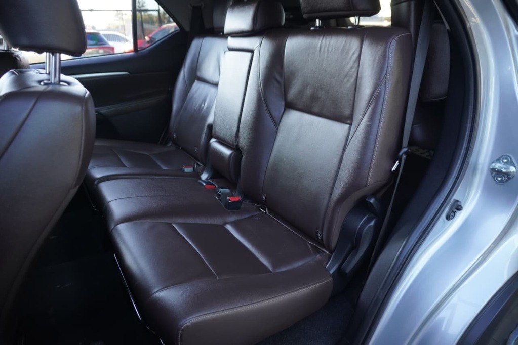 2019 TOYOTA FORTUNER, Grey, 175000Kms, Automatic, SUV, Diesel, R399 900, Bellville