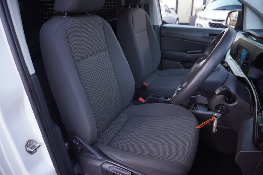 2022 VOLKSWAGEN CADDY, White, 177000Kms, Manual, , Petrol, R249 900, Bellville