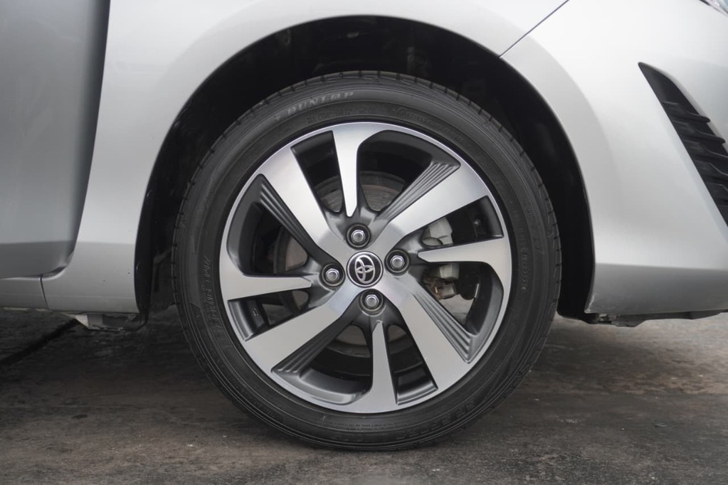 2019 TOYOTA YARIS, Silver, 77500Kms, Manual, , Petrol, R199 900, Bellville