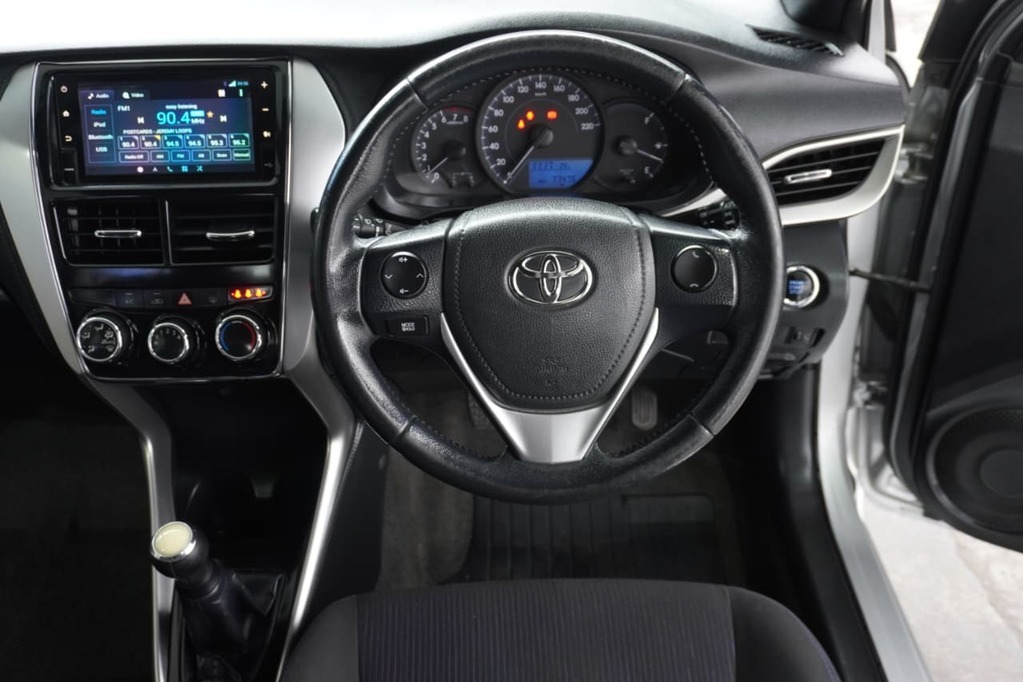 2019 TOYOTA YARIS, Silver, 77500Kms, Manual, , Petrol, R199 900, Bellville