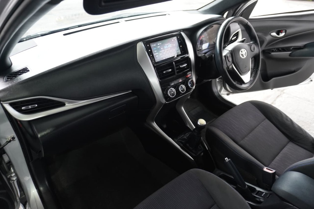 2019 TOYOTA YARIS, Silver, 77500Kms, Manual, , Petrol, R199 900, Bellville