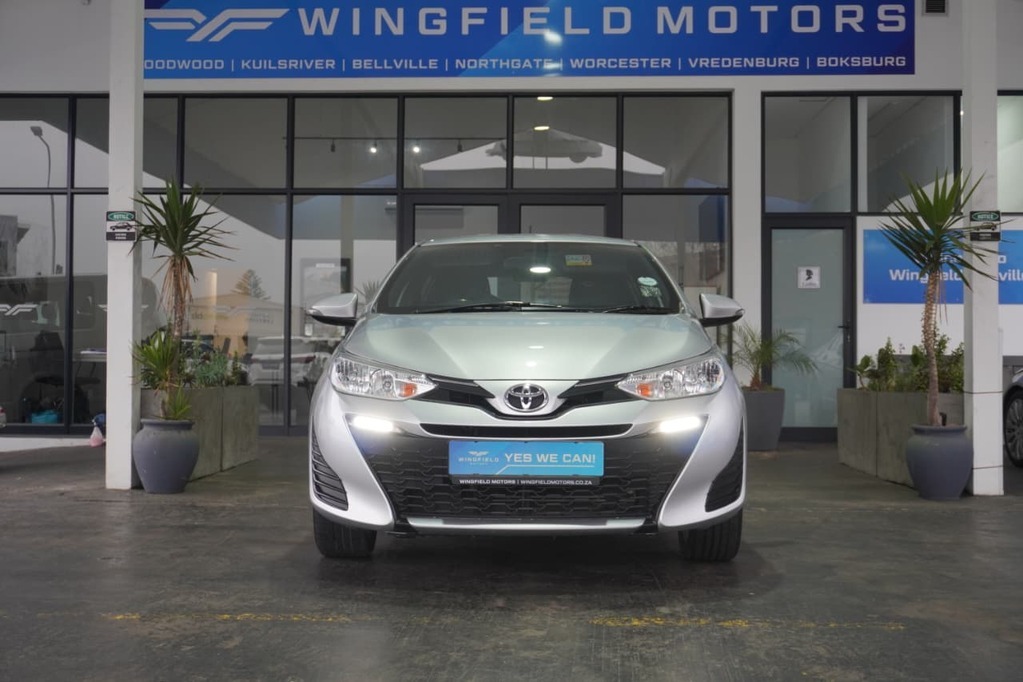 2019 TOYOTA YARIS, Silver, 77500Kms, Manual, , Petrol, R199 900, Bellville