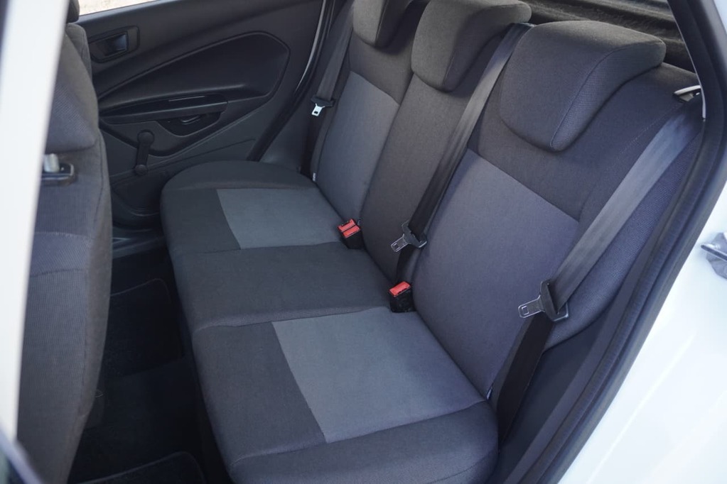 2016 FORD FIESTA, White, 119800Kms, Manual, Hatchback, Petrol, R139 900, Bellville