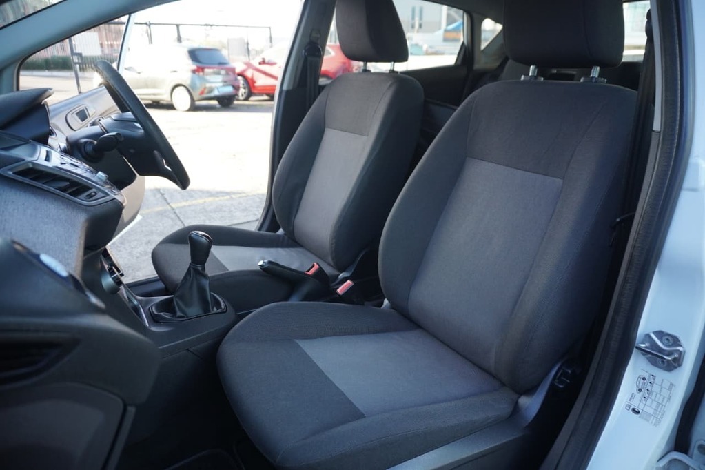 2016 FORD FIESTA, White, 119800Kms, Manual, Hatchback, Petrol, R139 900, Bellville