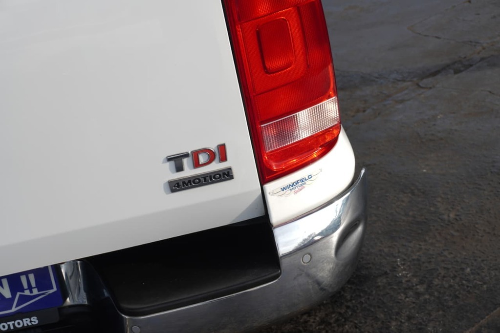 2016 VOLKSWAGEN AMAROK, White, 153200Kms, Automatic, Bakkie Double Cab, Diesel, R299 900, Bellville
