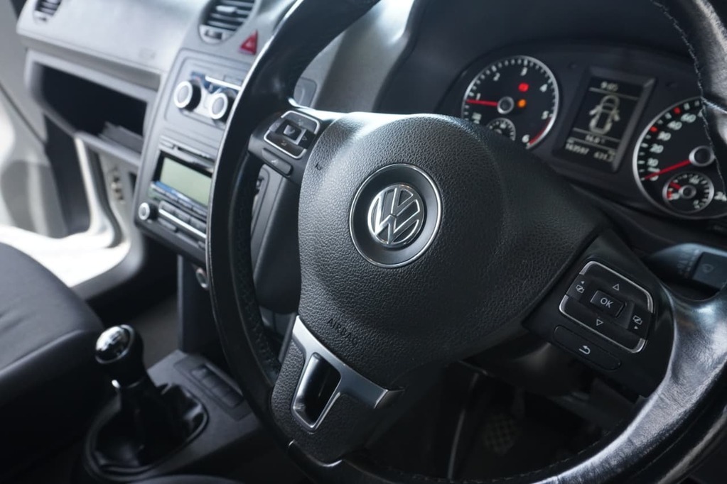 2015 VOLKSWAGEN CADDY, White, 163500Kms, Manual, MPV, Diesel, R214 900, Bellville