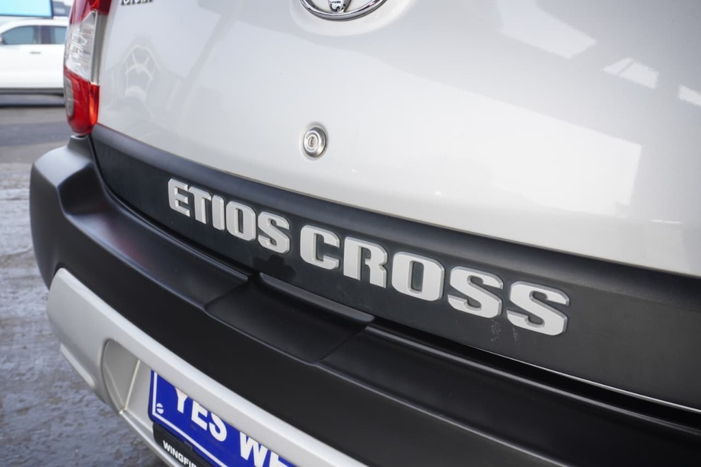 2016 TOYOTA ETIOS, Silver, 102339Kms, Manual, Hatchback, Petrol, R144 900, Wingfield Motors Bellville