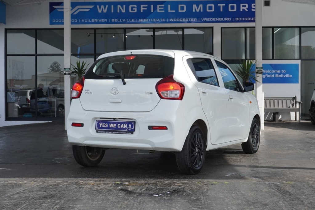 2025 TOYOTA VITZ, White, 21500Kms, Manual, Hatchback, Petrol, R189 900, Bellville