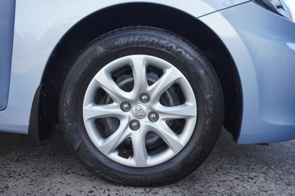 2013 HYUNDAI ACCENT, Blue, 156153Kms, Automatic, Sedan, Petrol, R134 990, Bellville