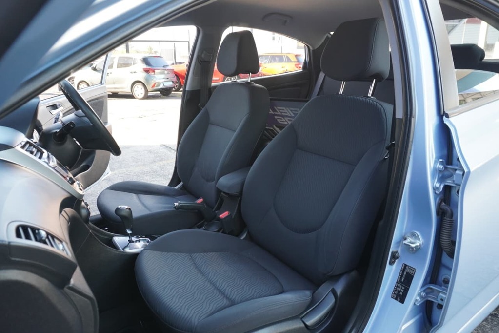2013 HYUNDAI ACCENT, Blue, 156153Kms, Automatic, Sedan, Petrol, R134 990, Bellville